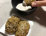 Foto del passaggio 2 della ricetta Polpette di lenticchie con semi di sesamo 🧆 #airfryer
