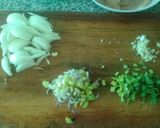 Foto del paso 1 de la receta: Pechuga de pollo al champignon con ensalada