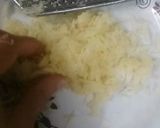 A picture of step 1 of Farali Potato roesti.