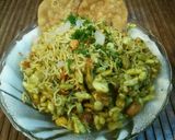 A picture of step 9 of Kachori Bhel Puri.