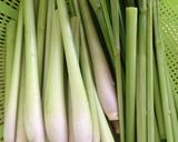 Hình bước làm 2 của món Nem lụi