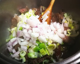 Foto del paso 5 de la receta: Estofado de ternera en salsa al chocolate negro