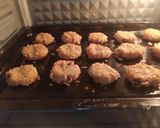 Foto langkah ke 5 dari resep Raisin Cornflakes Cookies.