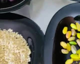 A picture of step 4 of Stuffed dates 5 ways.