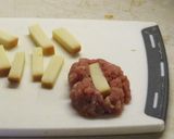 Brokkoli főzelék sajtos kolbászkákkal recept fázis 2 fotója