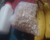 Foto del paso 1 de la receta: Cereal de arroz inflado con leche y plátano 🍌🥰