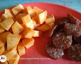 Csicseriborsós-édesburgonyás csirkemellpaprikás kolbásszal recept fázis 1 fotója