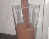 A picture of step 4 of Chikoo choco latte.
