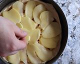 A picture of step 5 of Torta Rustica Salata.