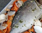 Foto del paso 7 de la receta: Dorada al Horno con Boniato y Almejas