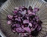A picture of step 1 of Jamun Popsicle.