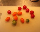 Foto del paso 18 de la receta: Pizza de berenjenas, cebolla, tomatitos y mozzarella