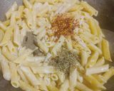 A picture of step 2 of Onion Pasta with mayonnaise.