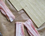 Keto baconos, sonkás csavart recept fázis 3 fotója