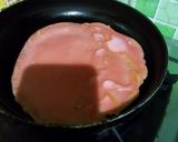 Foto langkah ke 5 dari resep Mille Crepes Gulung Merah Putih 🍓🇮🇩.