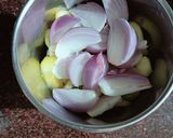 A picture of step 2 of Raw Mango Chutney.