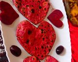 बीटरुट हार्ट शेप पिंक फुल्का (Beetroot heart shape pink fulka recipe in Hindi) रेसिपी चरण 13 फोटो