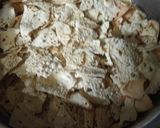 A picture of step 2 of Papad chat.