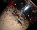 A picture of step 7 of Oreo milk shake.