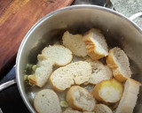 Foto del paso 5 de la receta: Sopa de ajo o sopa castellana