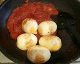 Foto langkah ke 3 dari resep Telur Balado Tomat.