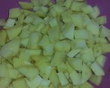 Foto langkah ke 1 dari resep Kentang Kecap.