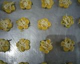 Foto langkah ke 4 dari resep Kukis seledri keju.
