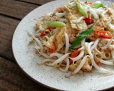 Foto langkah ke 3 dari resep Dadar Telur Cah Toge.