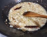 A picture of step 2 of Vegetable pulao.