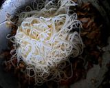 A picture of step 8 of Singaporean Rice😍.