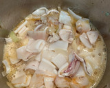 Foto del paso 5 de la receta: Calamar encebollado con cava 🦑 🧅 🍾