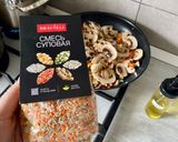 A picture of step 1 of Суп с крупами, бобовыми и шампиньонами.