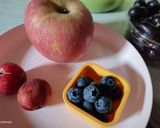 Foto langkah ke 1 dari resep #SALAD BUAH WITH YOGURT.