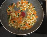 Foto langkah ke 3 dari resep Nasi Goreng Kids Friendly.