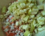 Foto del paso 2 de la receta: Ensalada de surimi (rápida)