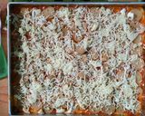 Foto langkah ke 4 dari resep Pizza Empuk Homemade.
