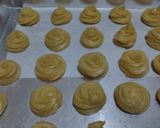 Foto langkah ke 5 dari resep Kue Soes Vla Putih Keju.