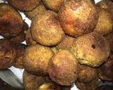A picture of step 6 of Sweet potato balls.