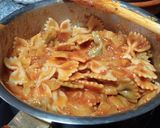 Foto del paso 3 de la receta: Farfalle 🍝de Colores con Pisto de Calabacín 🥒
