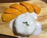 A picture of step 9 of Mango Sticky Rice.