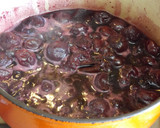 Foto del paso 1 de la receta: Cerezas y arándanos a la canela y ron para postres y rellenos