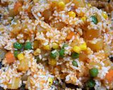 Foto langkah ke 5 dari resep Arroz De Pota Com Evilhas e Cenoura.