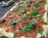 صورة لخطوة 7 من وصفة بيتزا كاري تقليدية 🍕🍕