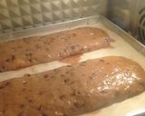 Foto langkah ke 2 dari resep Banana Choco Chips Biscotti.