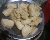 Foto langkah ke 2 dari resep Tumis Jamur Tahu Cabe Hijau.