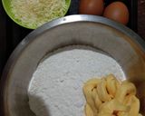 Foto langkah ke 1 dari resep Chicken pie.