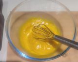 A picture of step 1 of Mango Cupcake Without Sugar.