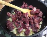 Une image de l'étape 6 de Sauté de sanglier aux carottes, céleri branche et tomate.