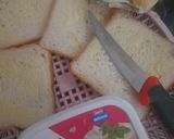 A picture of step 5 of Cheese spread Toast.