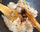 A picture of step 4 of Classic Chinese Shrimp Fried Rice.